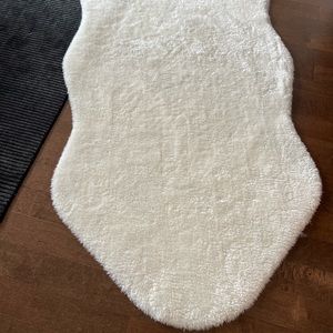 TOFTLUND
Rug, white2 ' 11 "x4 ' 11 " (90x150 cm)